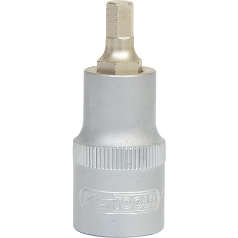 Ein silberner Sechskant-Bit-Einsatz für Schrauben. Der Einsatz steht vor weißem Hintergrund.